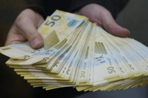 manat manat