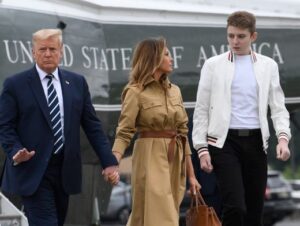 Tramp Melania ve oglu Barron