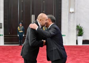 aliyev qirqiz prez aliyev qirqiz prez