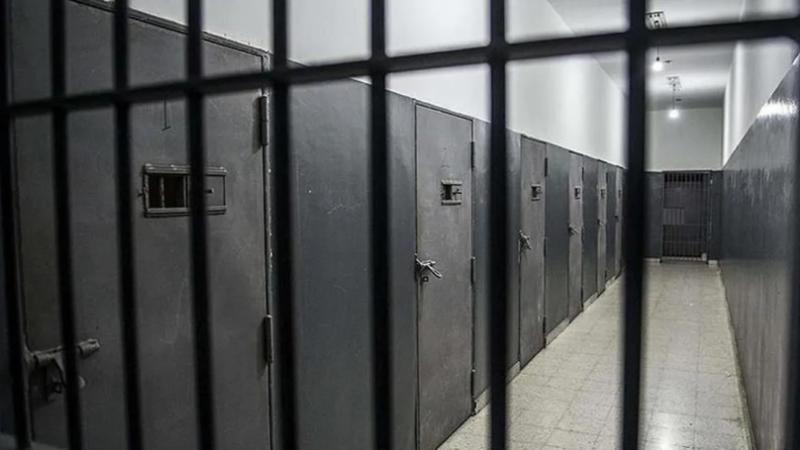 İsrail bir çox fələstinli uşağı tək kameraya salıb - Təzadlar - Təzadlar xəbəri üçün şəkil