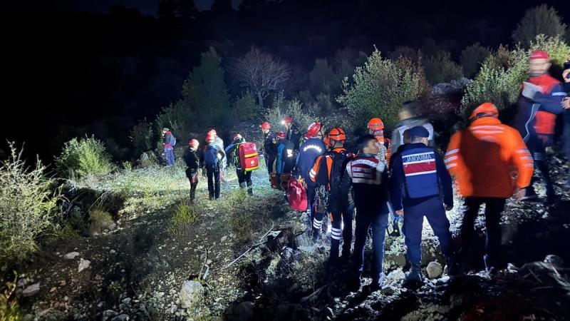 İspartada bir kanyonda qalan 14 İHH könüllüsündən biri vəfat edib - Təzadlar - Təzadlar xəbəri üçün şəkil